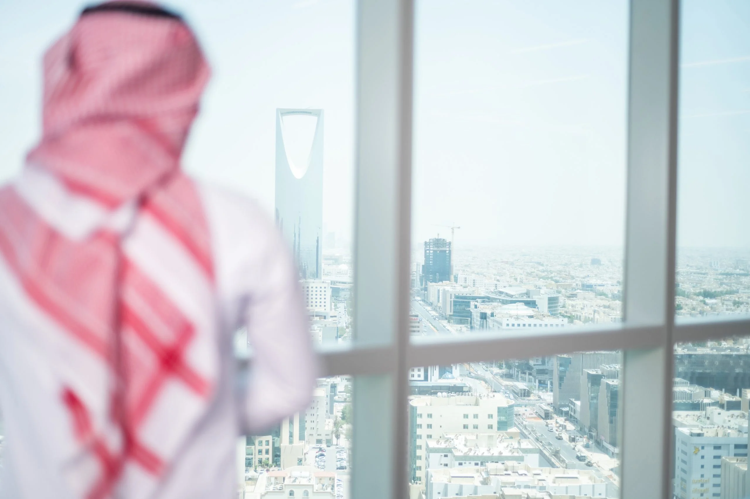 احصل علي خدمات الامتياز التجاري وكيفية الاستفادة منه لتوسيع أعمالك نساعدك للتعرف علي الشروط، الحقوق، والالتزامات بين صاحب العلامة والممنوح له الامتياز.