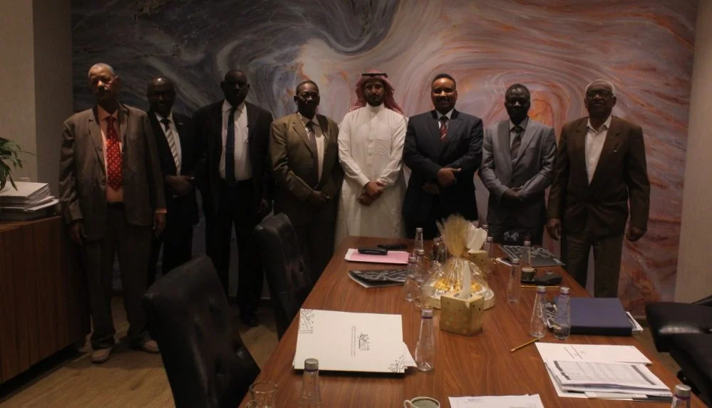 Meeting of the delegation of the Sudanese Protection Mechanism Abroad with Lawyer Ahmed Al-Salama عقد اتفاق تقديم خدمات طبية